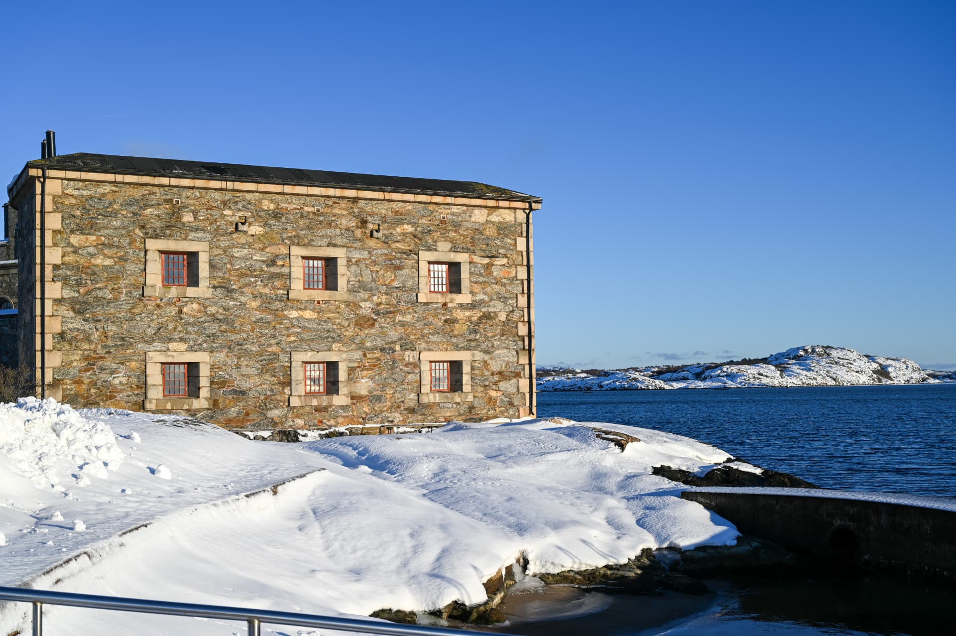 Klippor och hav vid Marstrand
